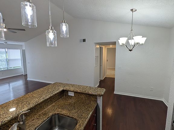 2nd image of 5168 Conroy Rd