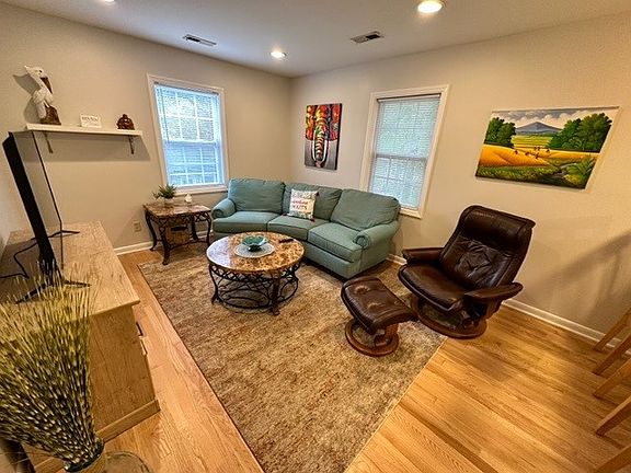 3rd image of 5734 Verbenia Dr #B