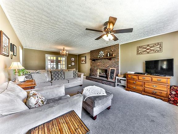 2nd image of 251 Stockwood Dr