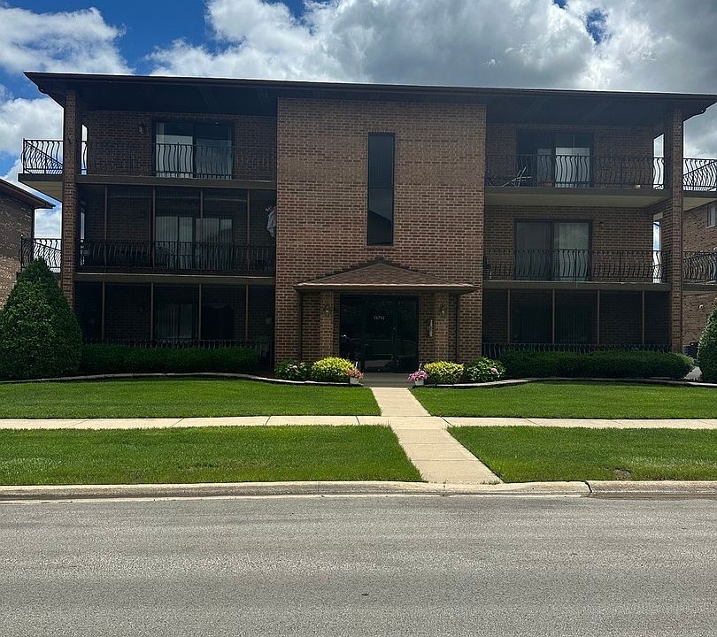 1st image of 16743 Paxton Ave APT 1N