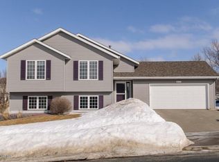 4433 Savannah Dr NW, Rochester, MN 55901