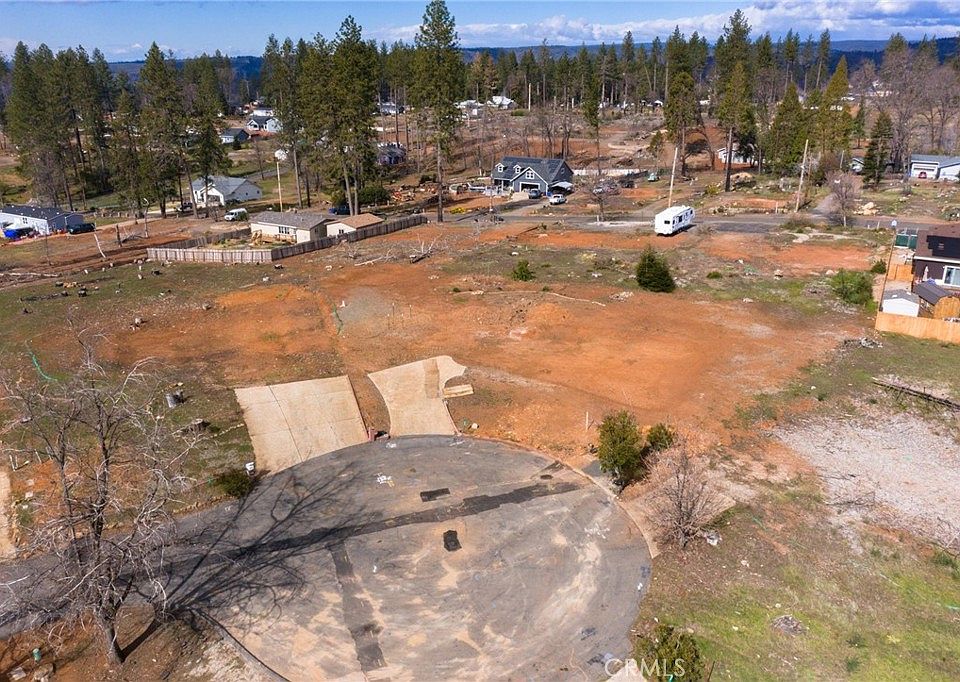1st image of 6000 Acorn Ct #4