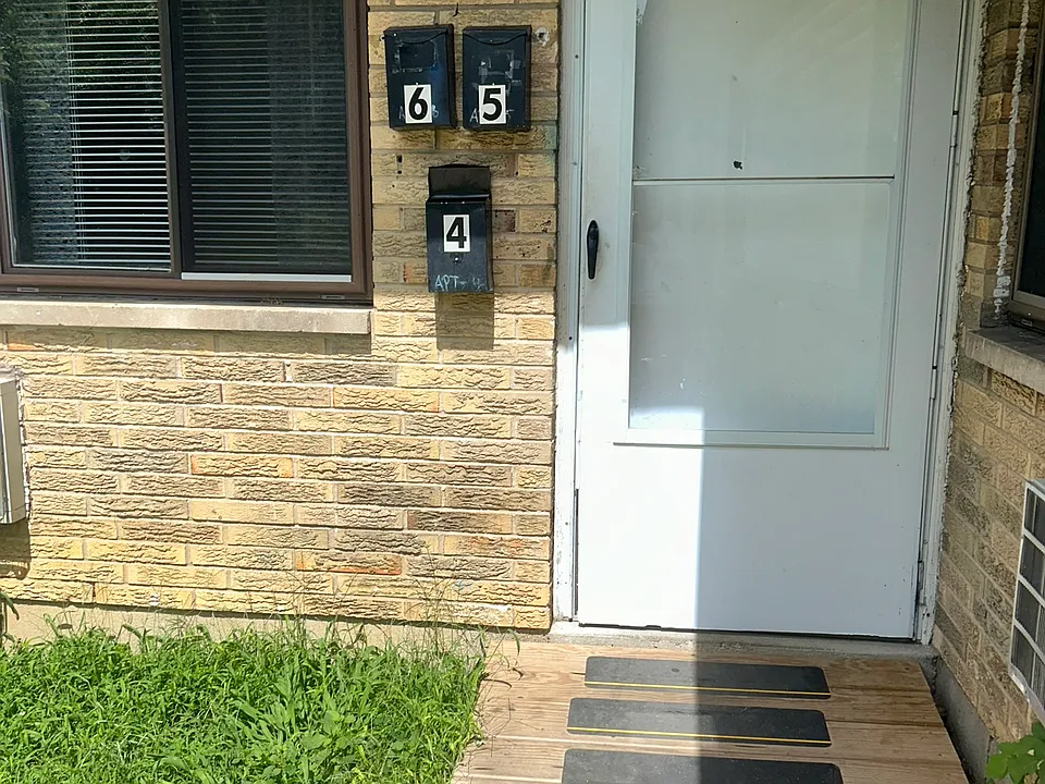 113 Kammer Ave #6
