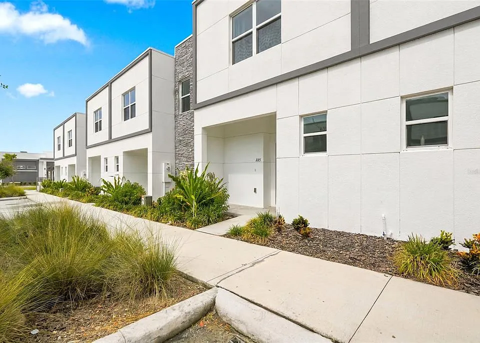 285 Famagusta Dr