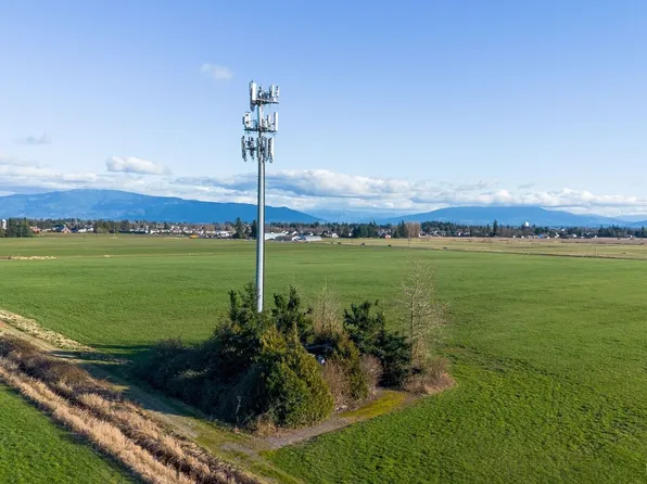 8976 Double Ditch Road, Lynden, WA 98264