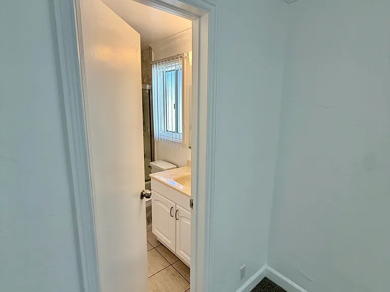 332 Culver Blvd #4 — Photo 29