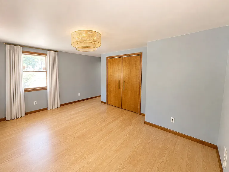 27840 Lincoln Rd — Photo 6