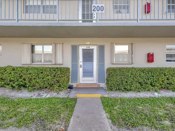 114 Oxford 200, West Palm Beach, FL 33417
