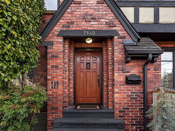 2nd image of 7560 1st Ave NE