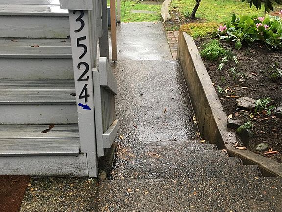 Stairs to 3524 apartment.