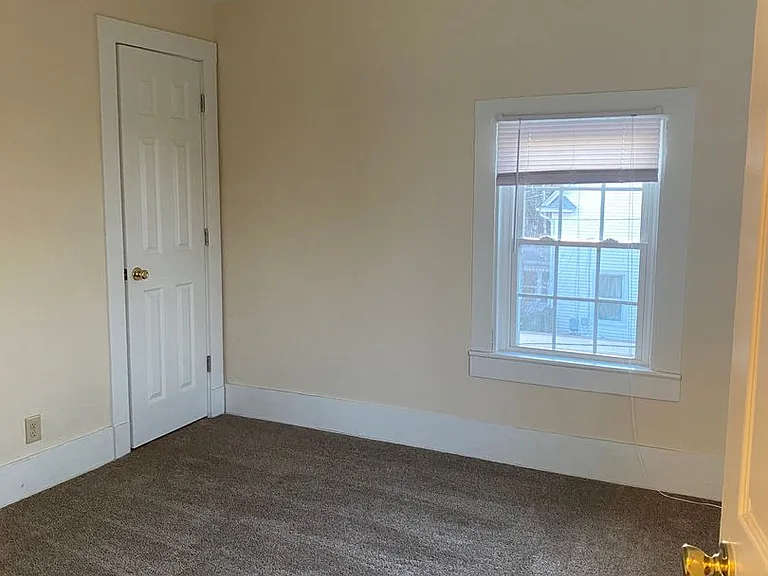 174 Market St — Photo 9