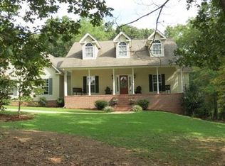 1502 Walker Dr, Glencoe, AL 35905