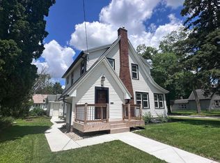 1221 Grace St, Janesville, WI 53545