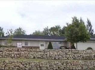 6930 Gunpowder Rd, Roscoe, IL 61073