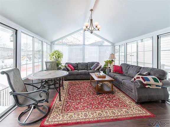 4th image of 3113 W Auburn Hills Ct