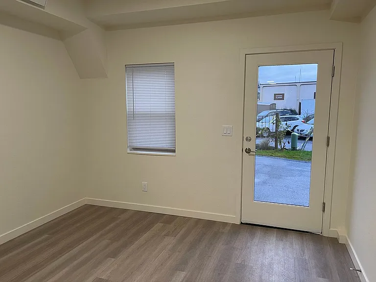 Minor Tower Apartments - Located in Eastlake — Photo 51