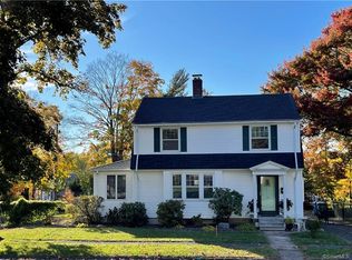 101 Hunting Hill Ave, Middletown, CT 06457