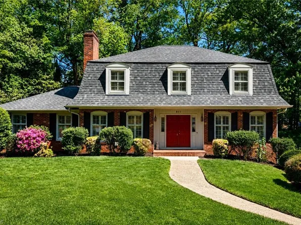 805 Chartwell Cir, Winston Salem, NC 27106