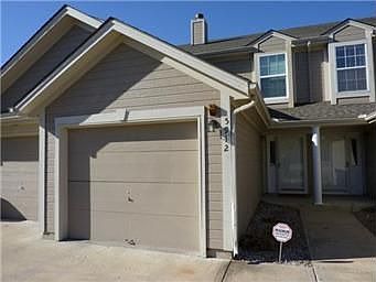 1st image of 5912 NE Moonstone Dr