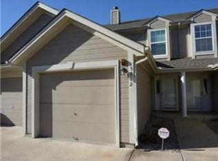 5912 NE Moonstone Dr, Lees Summit, MO 64064