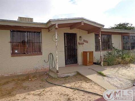 2nd image of 352 Mariana Cir