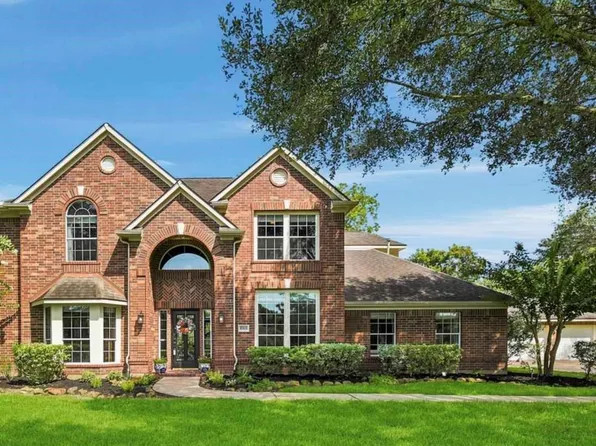 5202 Cherry Ridge Rd, Richmond, TX 77406