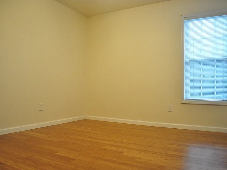 44 Rosemary Pl — Photo 12