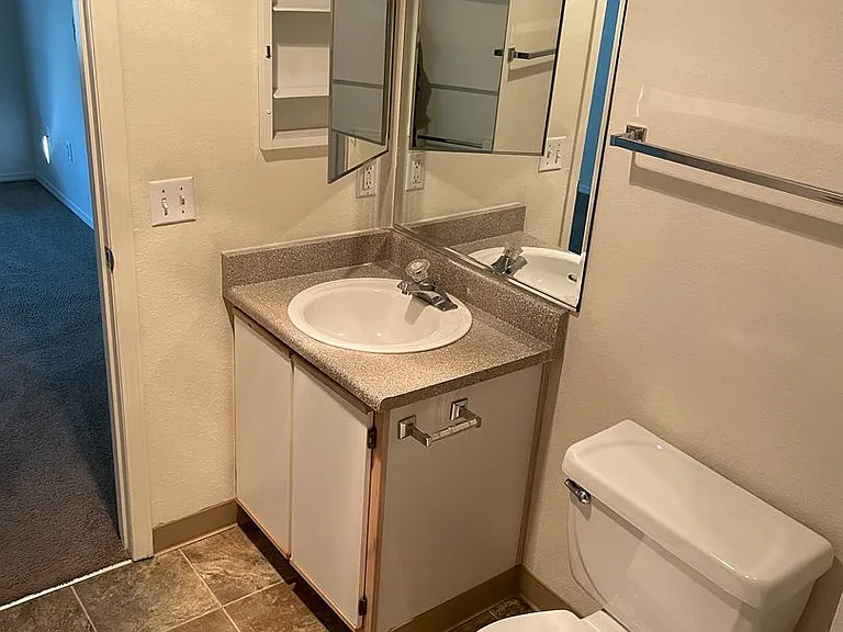 Bonita Court — Photo 13