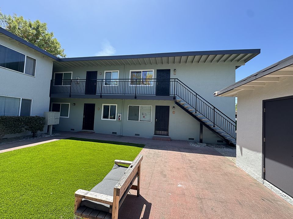 1st image of 1051 Roewill Dr #11389794