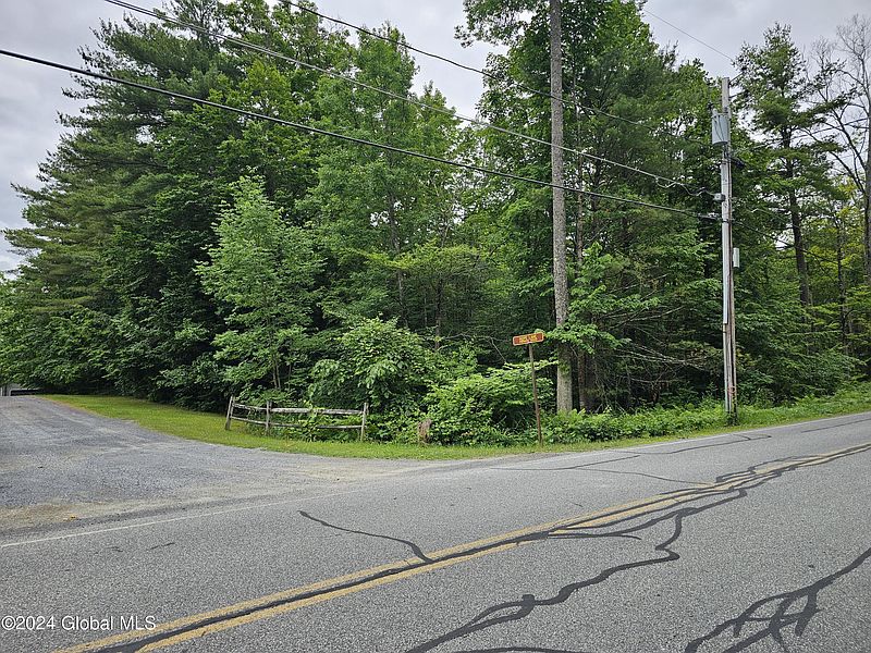 2nd image of L11 Middle Road