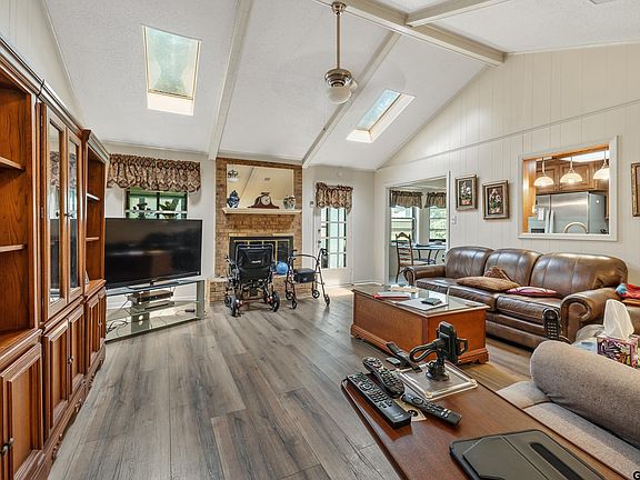 2nd image of 8308 Bucknell Dr