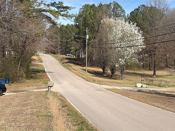 5th image of 664 Mahaffey Rd