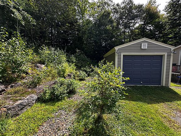 4th image of 49 Mountainside Park