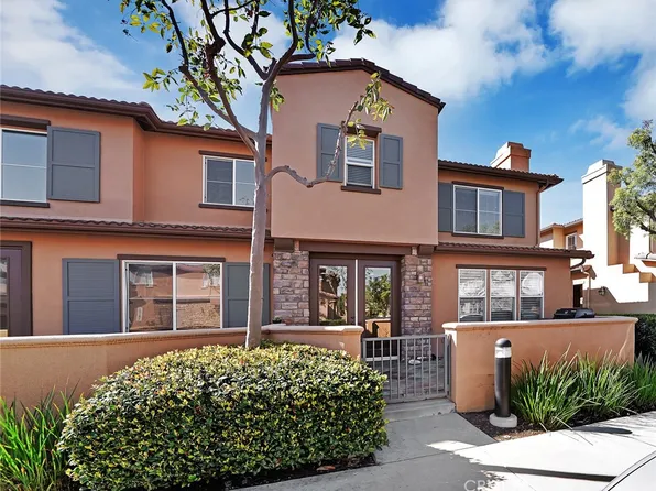28 Moonstone, Irvine, CA 92602