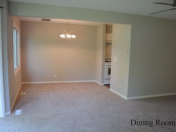 4th image of 2700 Mitchell Dr APT 1