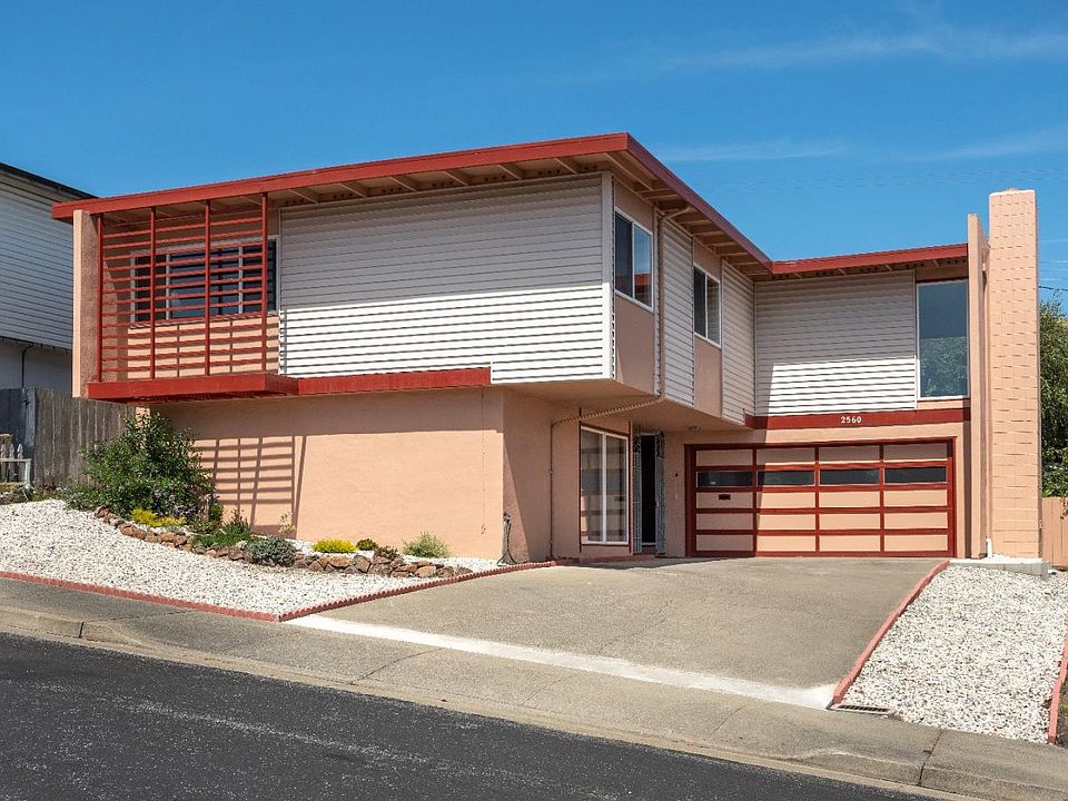1st image of 2560 Tara Ln