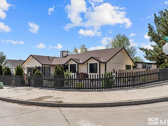2nd image of 3760 Erin Dr