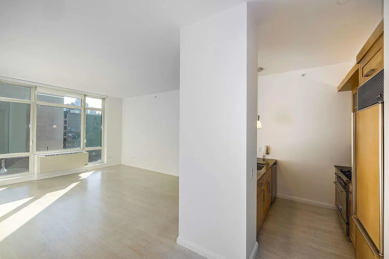 55 Thompson Street — Photo 4