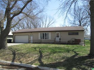 513 S Cannon St, Paullina, IA 51046