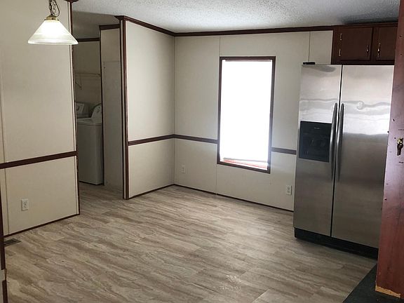 3rd image of 3320 Arizona St