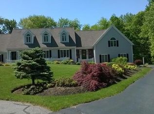 53 Woodmeadow Dr, Salem, NH 03079