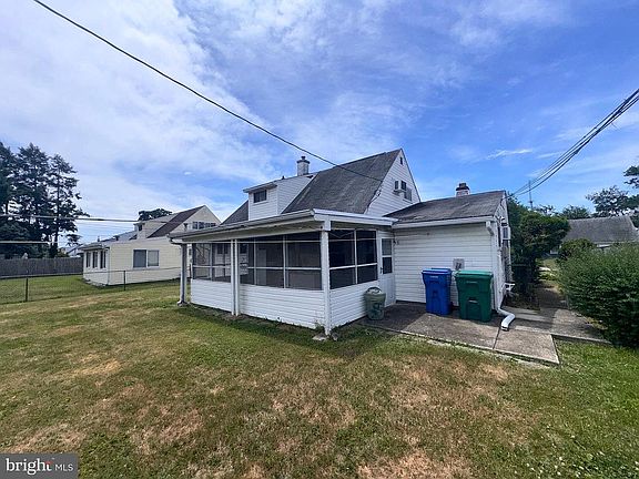 3rd image of 62 Plumtree Rd