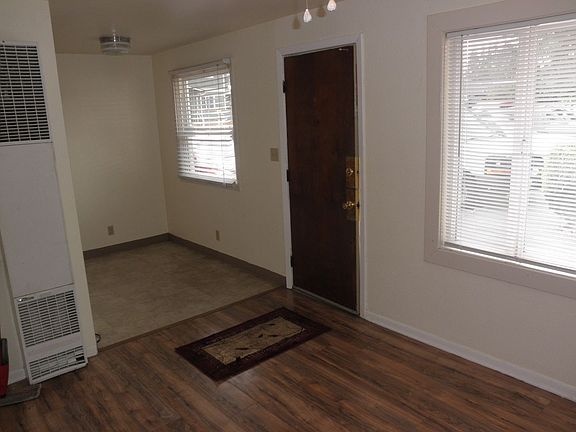 5th image of 1481 Hines St SE