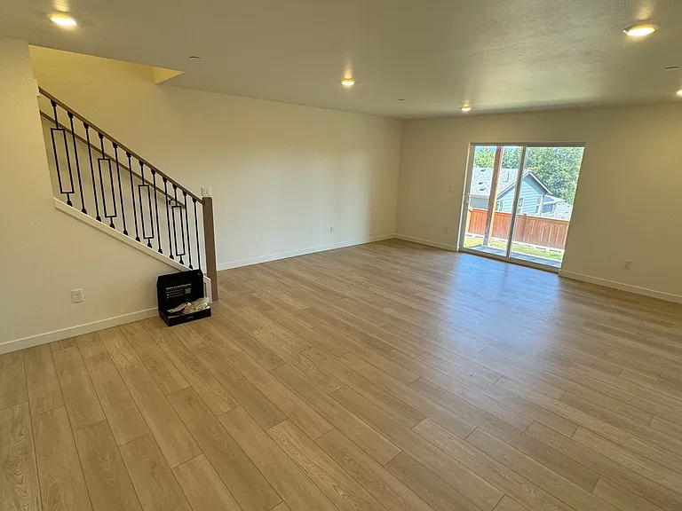 617 103rd Ct SE — Photo 48