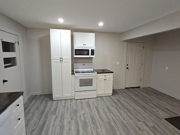 4th image of 50 Vine St