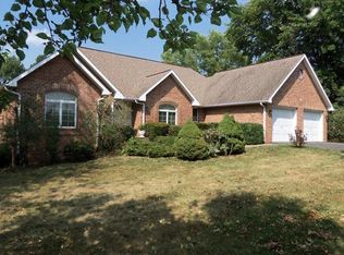 820 Sandtrap Ln, Harrisonburg, VA 22802