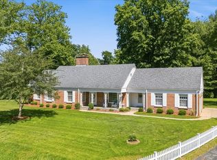1100 46th St, Vienna, WV 26105