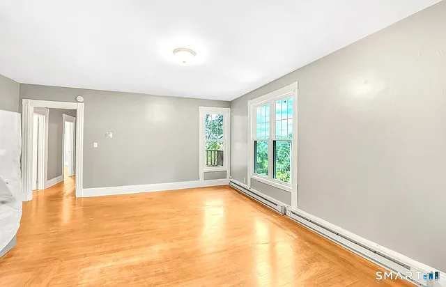 3 bed, 1400 sqft, $1,800 — Photo 4
