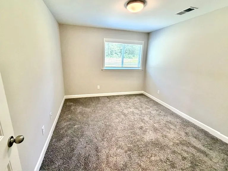 7782 Emeline Dr — Photo 8