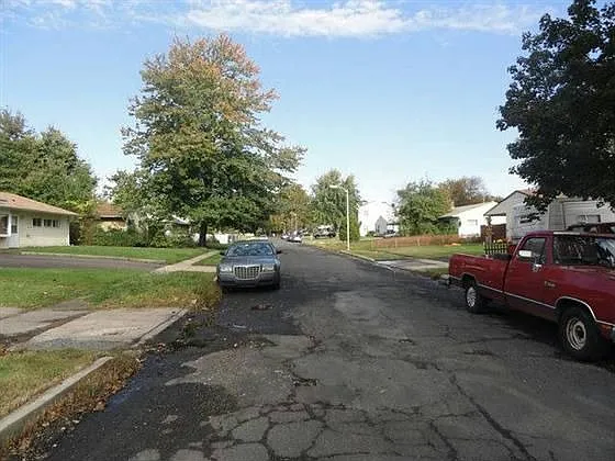 11 Butternut Rd photo 1